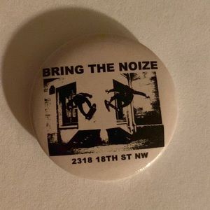 BRANDY MELVILLE PIN BRING THE NOISE SKATER w/Brandy Stickers & surprise 1 pin